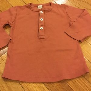 Kate Quinn Organics Long-Sleeved Henley